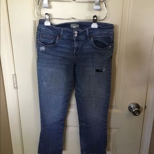 Capri denim jeans